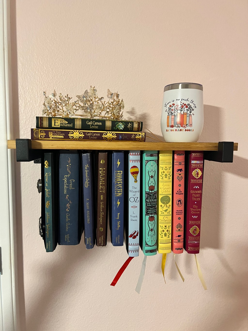 My Favorite Gifts for Bookworms: Part&nbsp;one